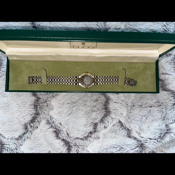 Gucci Watch - Picture 5 of 7